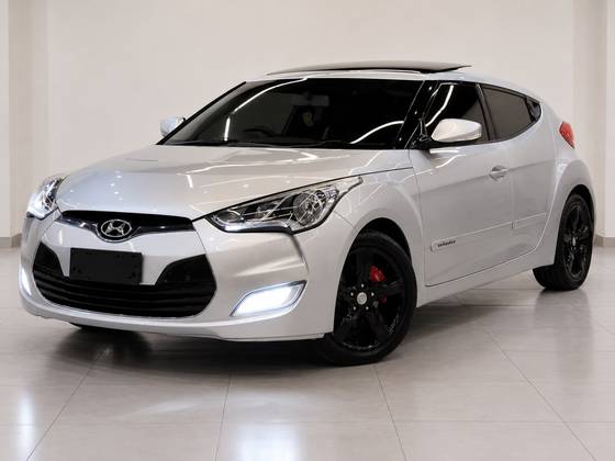 HYUNDAI VELOSTER 1.6 16V GASOLINA 3P AUTOMÁTICO HYUNDAI VELOSTER 1.6 16V GASOLINA 3P AUTOMÁTICO